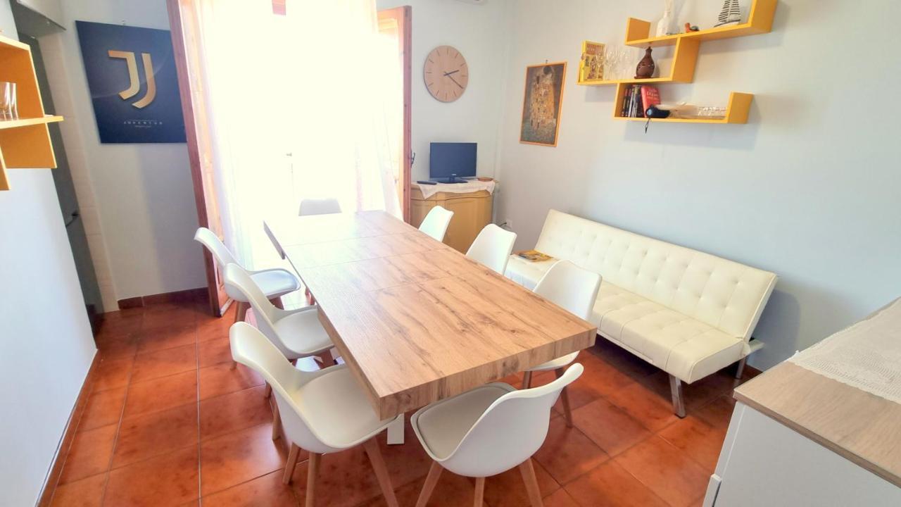 Casa Vacanze Cristoforo Colombo Holiday ตรานิ ภายนอก รูปภาพ