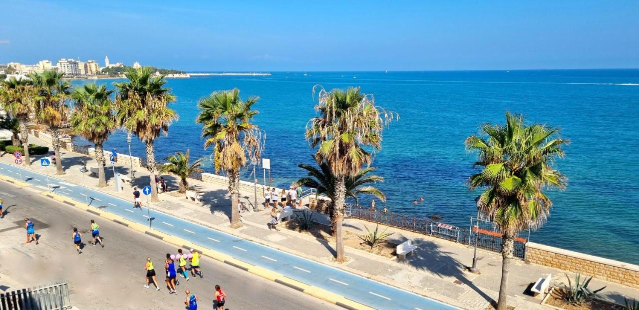 Casa Vacanze Cristoforo Colombo Holiday ตรานิ ภายนอก รูปภาพ
